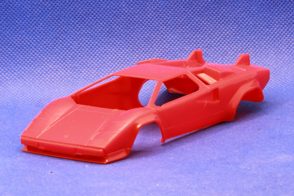 Slotcars66 Lamborghini Countach 1/32nd scale Monogram model kit  